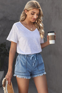 Denim casual pocket frayed shorts.  100% cotton