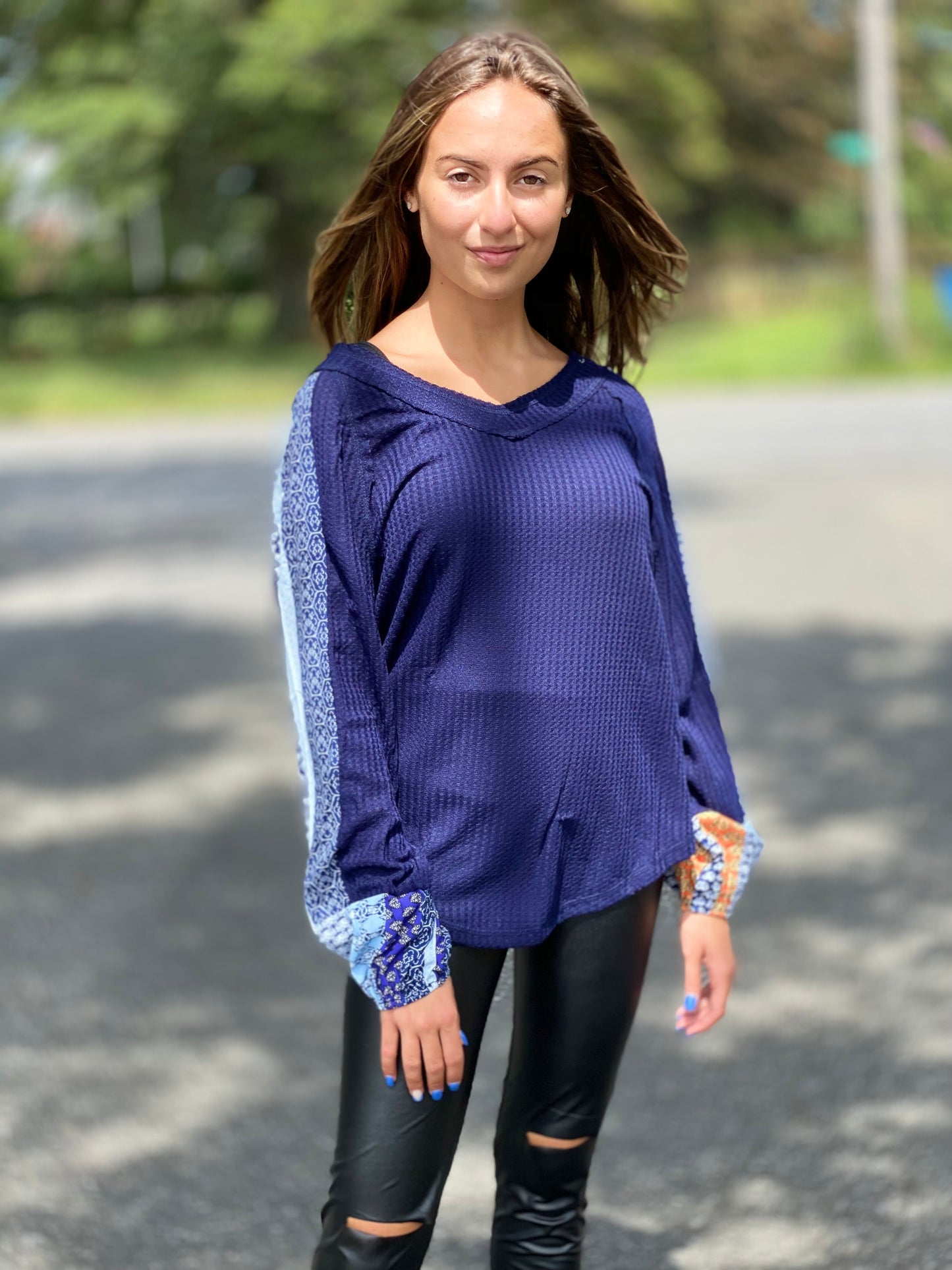 Blue floral top