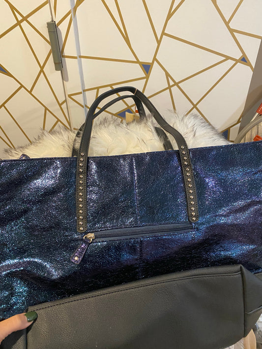 Blue tote bag