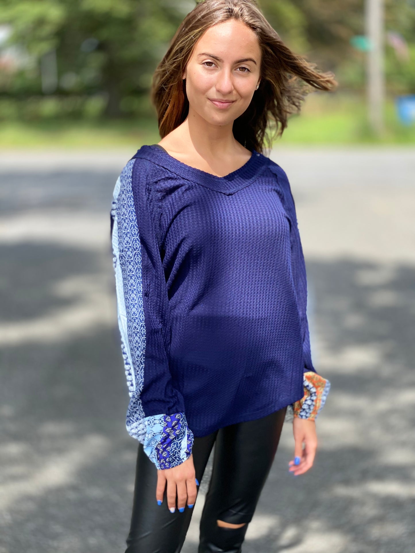 Blue floral top